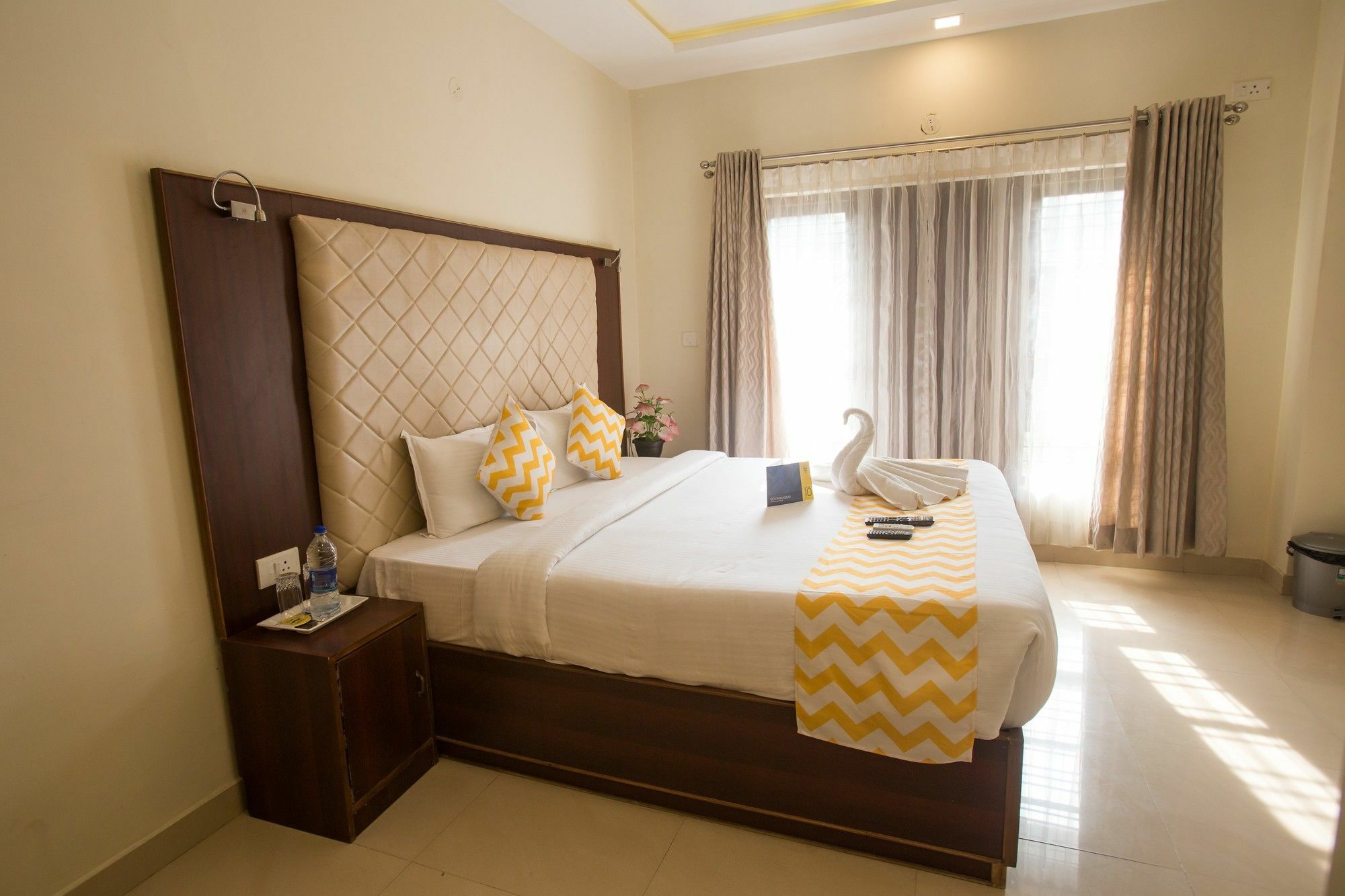 Fabhotel Millenium Stay Indiranagar Bangalore Exterior foto