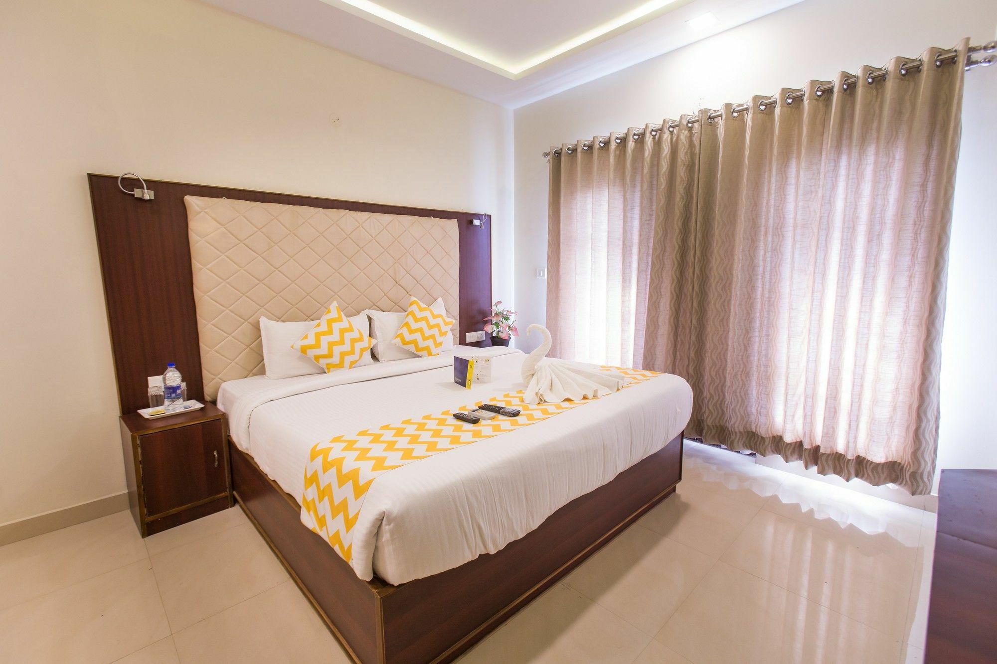 Fabhotel Millenium Stay Indiranagar Bangalore Exterior foto